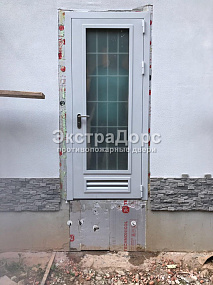 Противопожарные двери со стеклом от производителя в Балашихе  купить